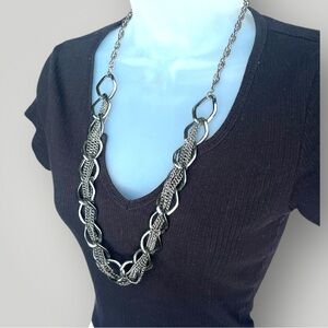 Daisy Fuentes Necklace Fashion Jewelry